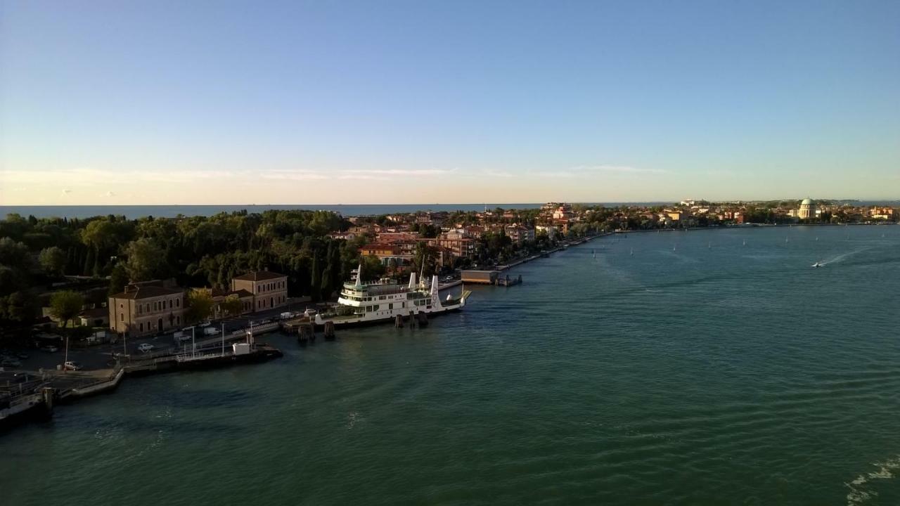 Appartamento Alla Riviera Venezia Lido Esterno foto